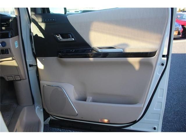 TOYOTA ALPHARD HYBRID 4WD 2013 Image 31