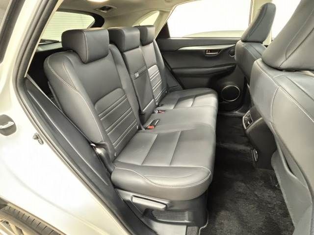 TOYOTA LEXUS NX300H 2015 Image 31