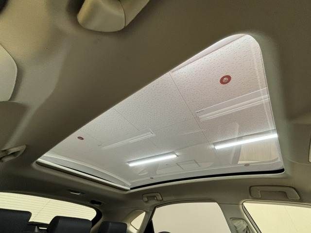 TOYOTA LEXUS NX300H 2015 Image 31