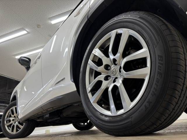 TOYOTA LEXUS NX300H 2015 Image 31