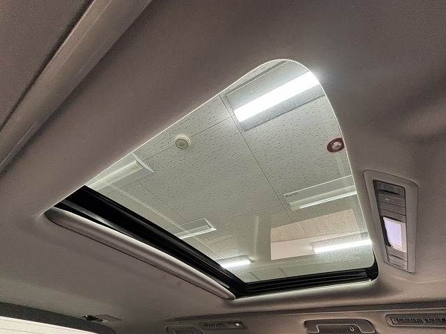 TOYOTA VELLFIRE 2015 Image 31