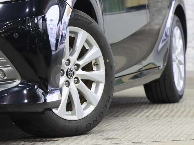 TOYOTA CAMRY HYBRID 2019 Image 31