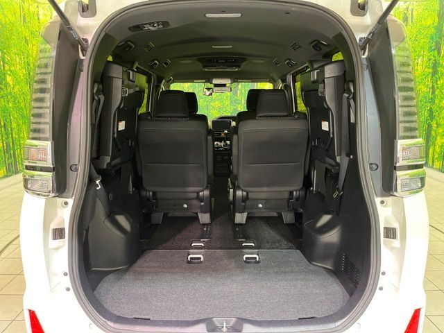 TOYOTA VOXY 2018 Image 31