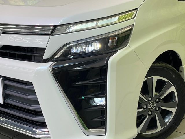 TOYOTA VOXY 2018 Image 31