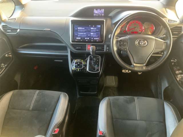 TOYOTA NOAH 2016 Image 31