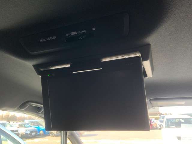 TOYOTA NOAH 2016 Image 31