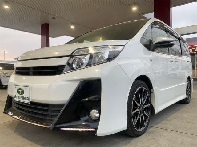 TOYOTA NOAH 2016 Image 31