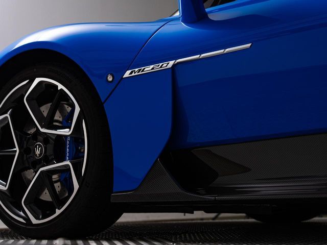 MASERATI MC20 CIELO 2024 Image 31