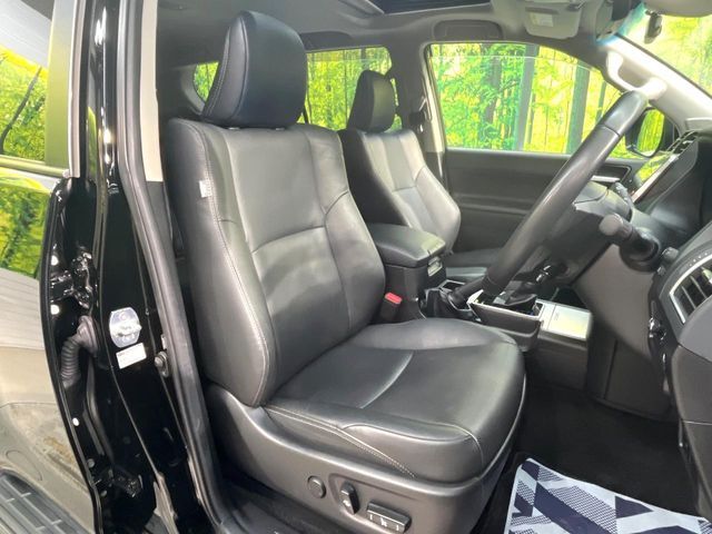 TOYOTA LANDCRUISER PRADO 2023 Image 31