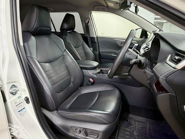 TOYOTA RAV4 HYBRID 4WD 2019 Image 31