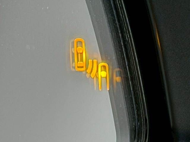 TOYOTA RAV4 HYBRID 4WD 2019 Image 31