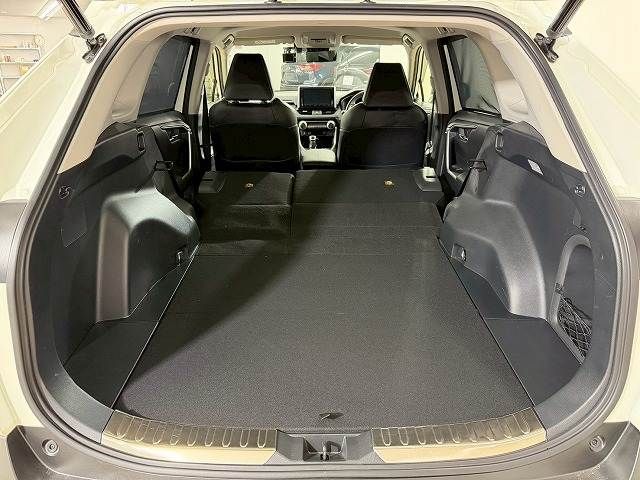 TOYOTA RAV4 HYBRID 4WD 2019 Image 31