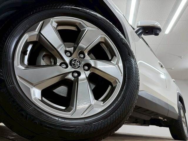 TOYOTA RAV4 HYBRID 4WD 2019 Image 31