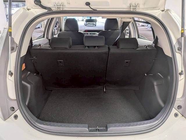 TOYOTA AQUA 2012 Image 31