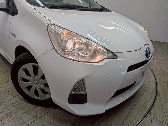 TOYOTA AQUA 2012 Image 31