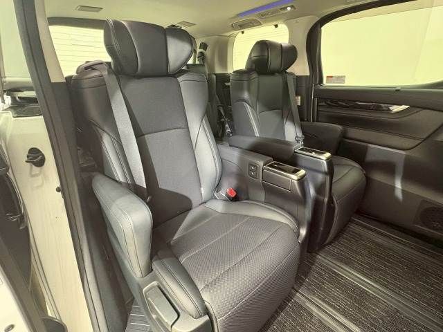 TOYOTA VELLFIRE 2019 Image 31