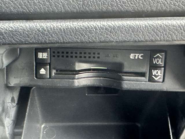 TOYOTA VOXY 2013 Image 31