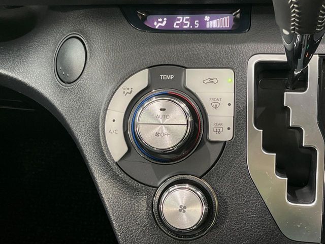 TOYOTA SIENTA 2019 Image 31