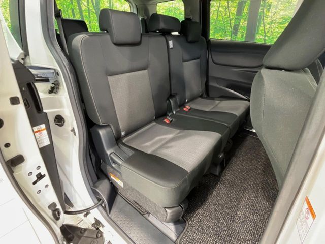 TOYOTA SIENTA 2019 Image 31