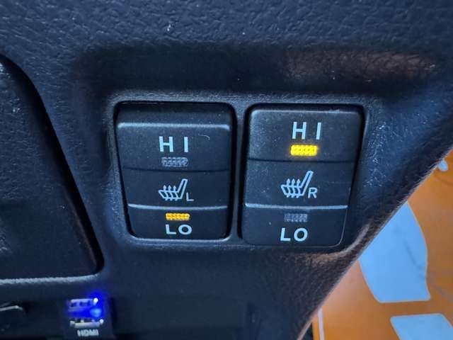 TOYOTA VOXY HYBRID 2014 Image 31