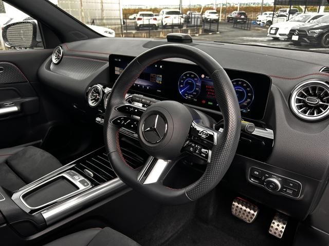 MERCEDES BENZ EQA 2024 Image 31