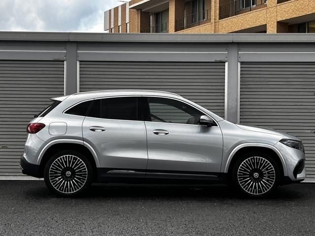 MERCEDES BENZ EQA 2024 Image 31