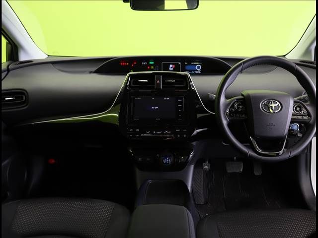 TOYOTA PRIUS 2020 Image 31