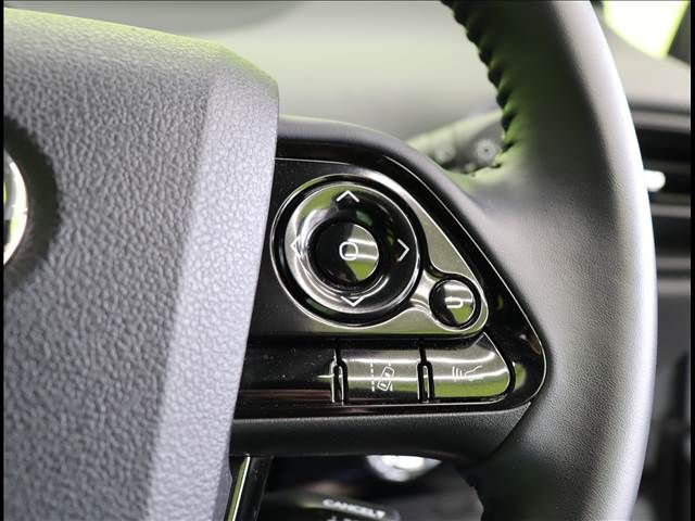 TOYOTA PRIUS 2020 Image 31