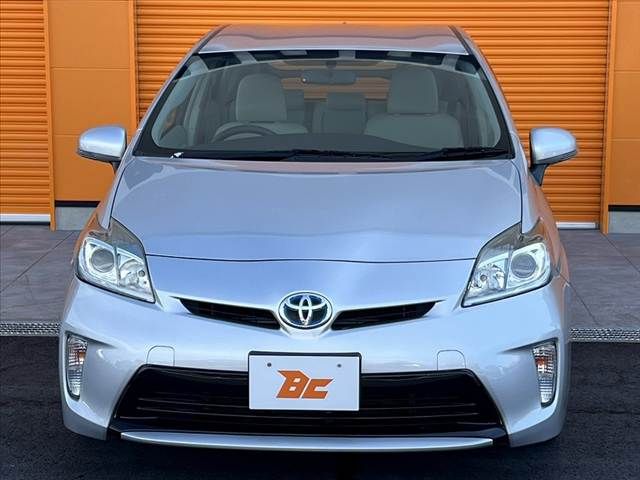 TOYOTA PRIUS 2015 Image 31