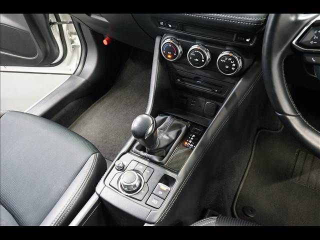 MAZDA CX-3 2018 Image 31