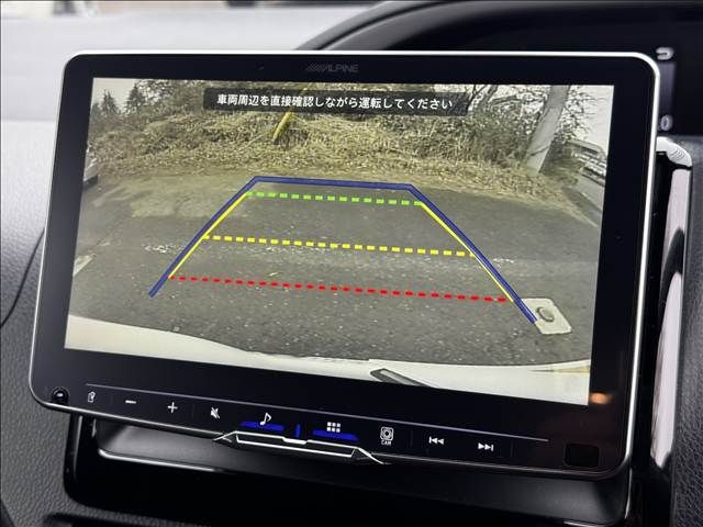 TOYOTA VOXY HYBRID 2018 Image 31