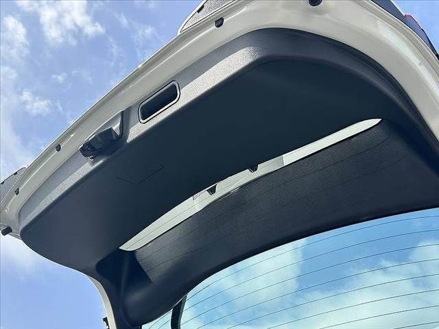 TOYOTA PRIUS 2020 Image 31