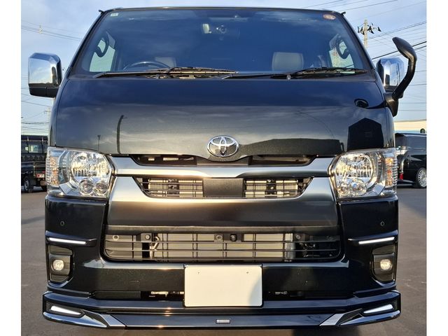 TOYOTA HIACE VAN 4WD 2025 Image 31