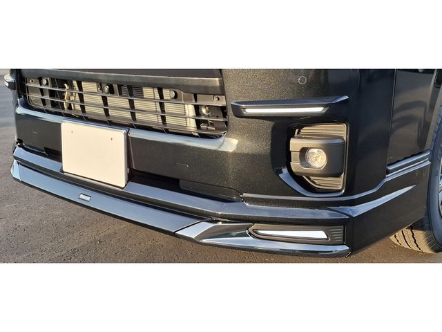 TOYOTA HIACE VAN 4WD 2025 Image 31