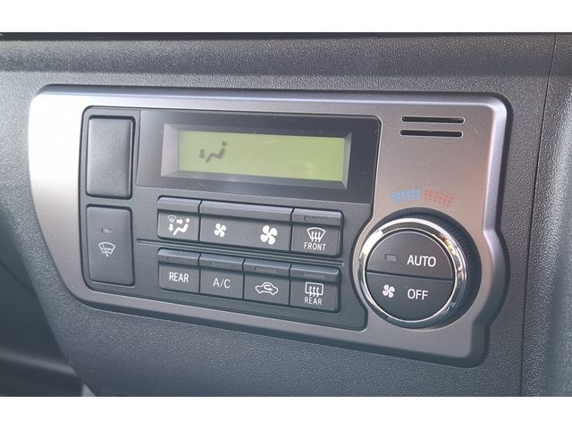 TOYOTA HIACE VAN 4WD 2025 Image 31