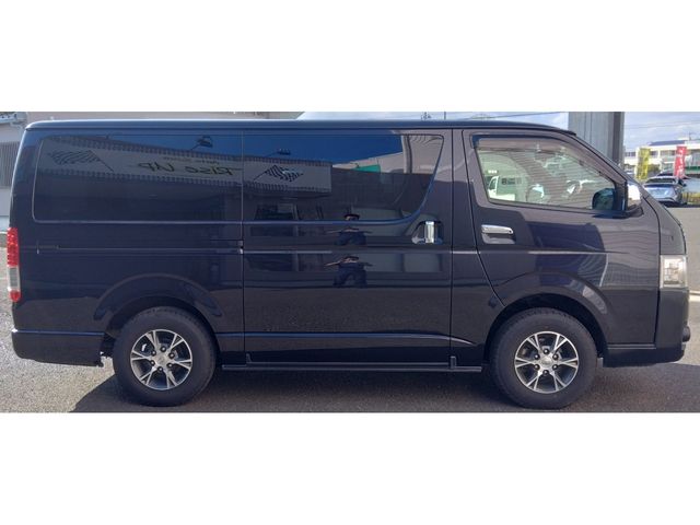 TOYOTA HIACE VAN 4WD 2019 Image 31