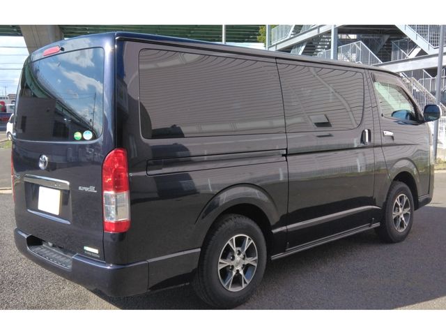 TOYOTA HIACE VAN 4WD 2019 Image 31
