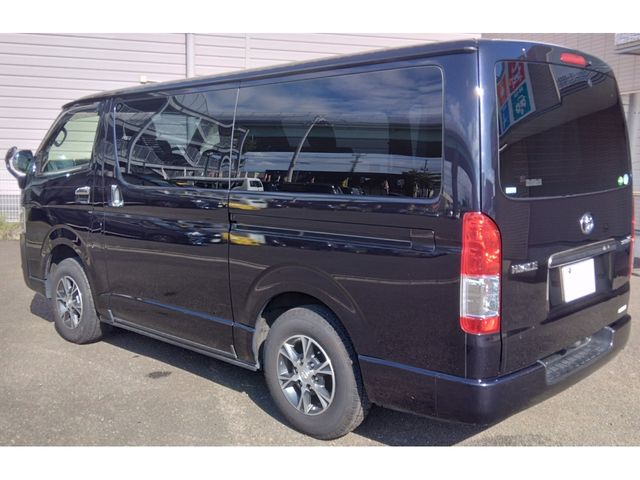TOYOTA HIACE VAN 4WD 2019 Image 31