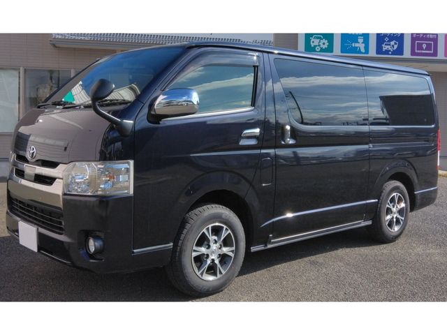 TOYOTA HIACE VAN 4WD 2019 Image 31