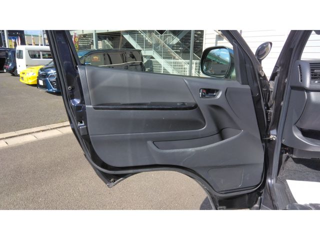 TOYOTA HIACE VAN 4WD 2019 Image 31