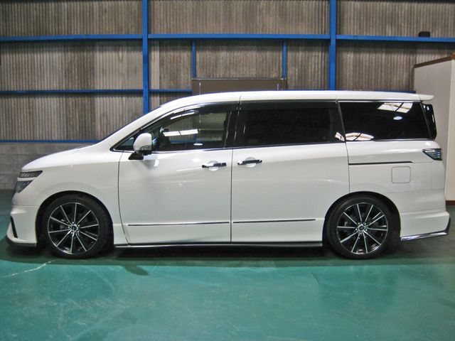 NISSAN ELGRAND  4WD 2015 Image 31