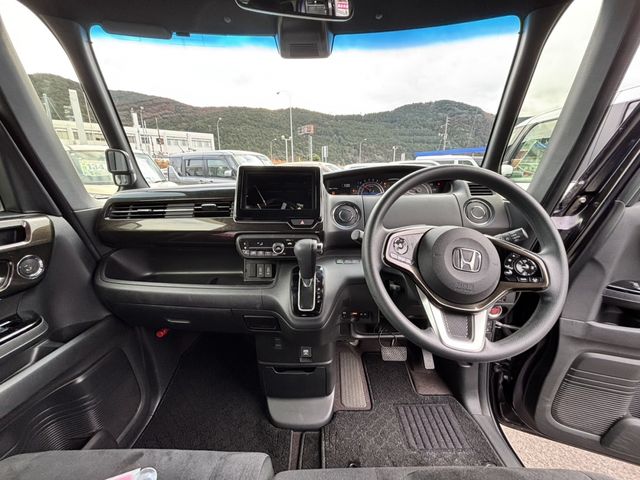 HONDA N BOX CUSTOM 2018 Image 31