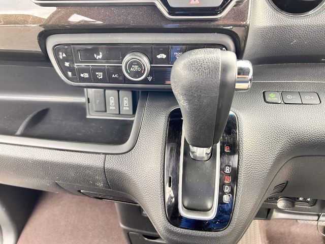 HONDA N BOX CUSTOM 2018 Image 31