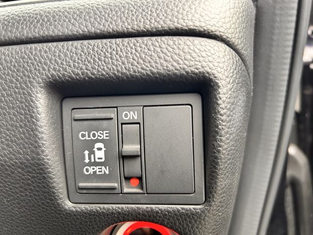 HONDA N BOX CUSTOM 2018 Image 31