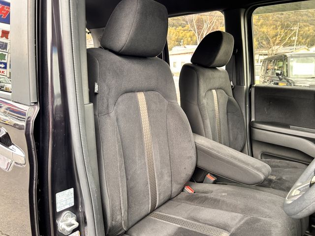 HONDA N BOX CUSTOM 2018 Image 31