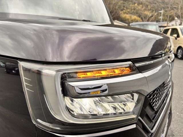 HONDA N BOX CUSTOM 2018 Image 31