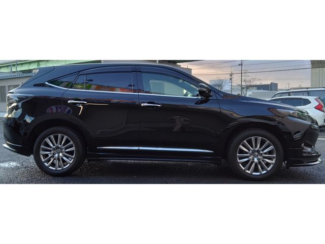 TOYOTA HARRIER 2WD 2017 Image 31