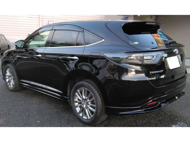 TOYOTA HARRIER 2WD 2017 Image 31