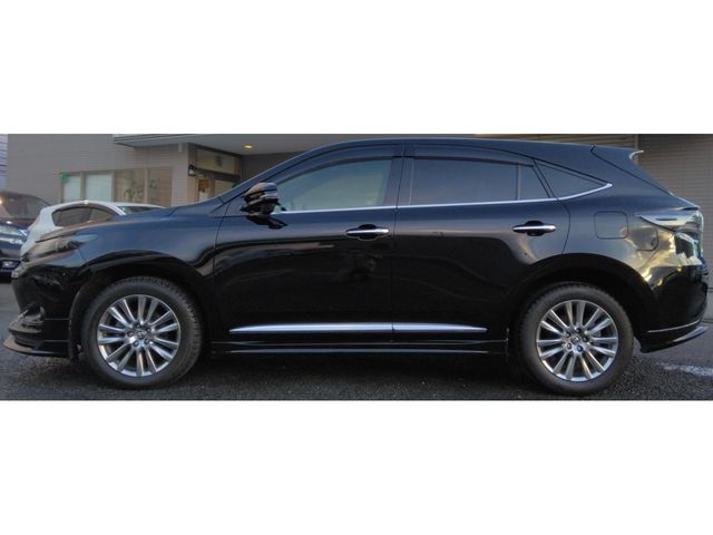 TOYOTA HARRIER 2WD 2017 Image 31