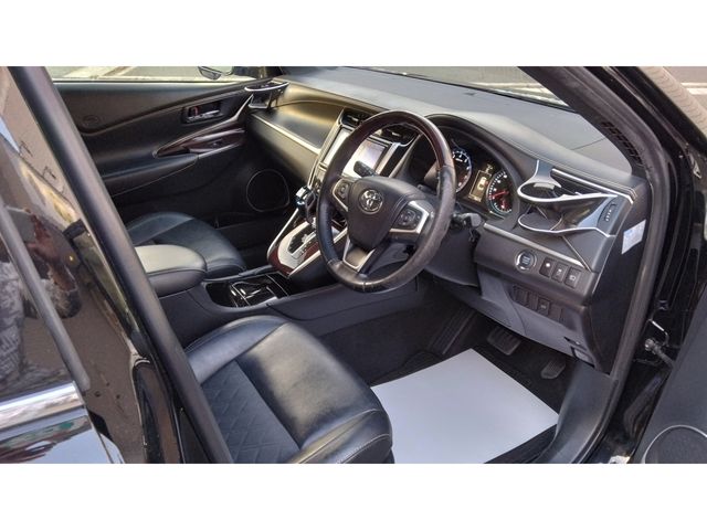 TOYOTA HARRIER 2WD 2017 Image 31